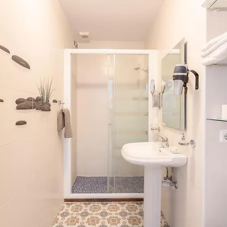 Casa Mena Carabeo * Nerja