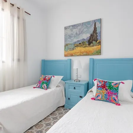 Casa Mena Carabeo
